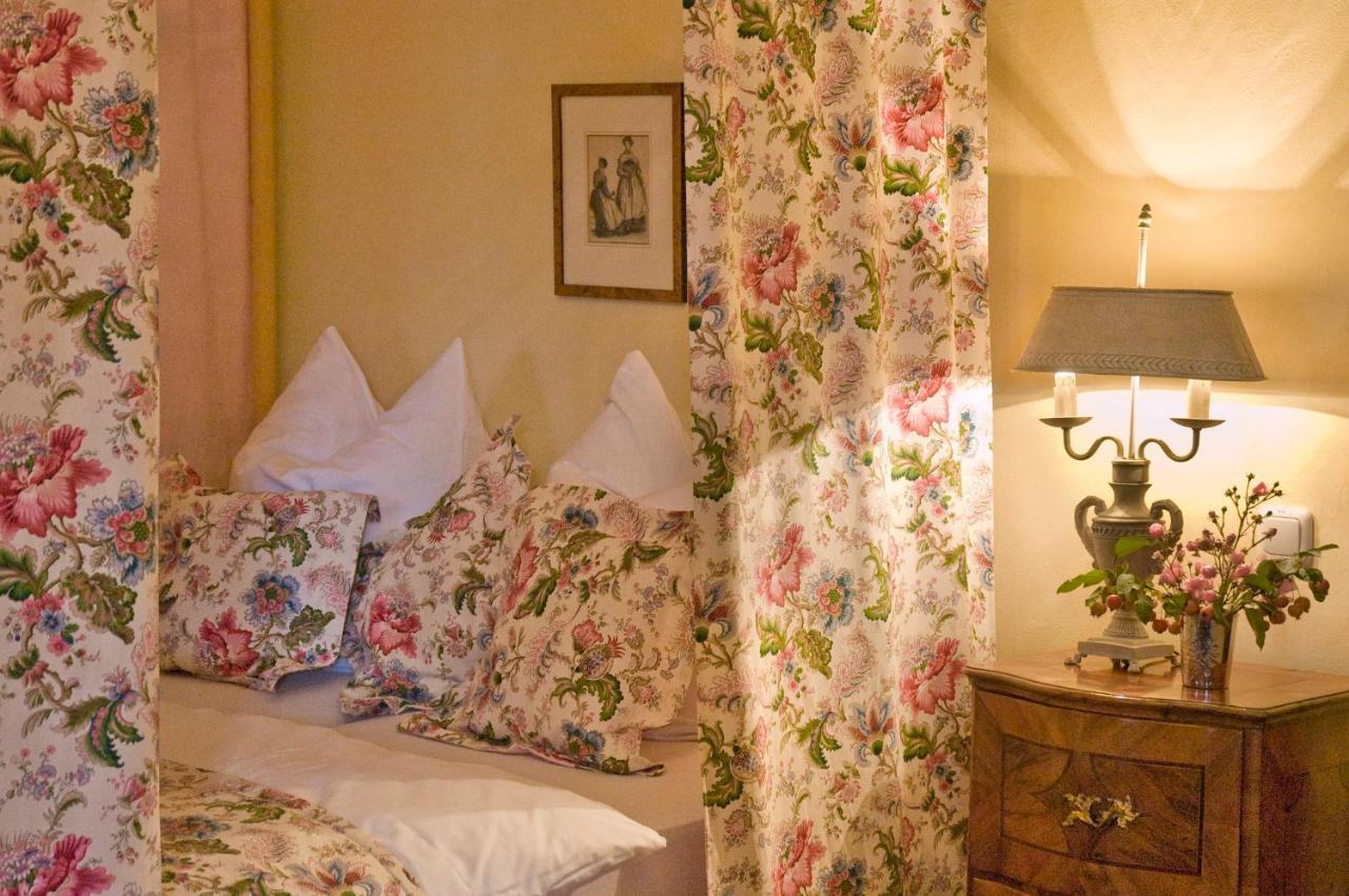 Hotel Schloss Amerang Экстерьер фото