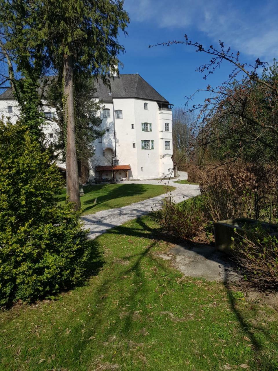Hotel Schloss Amerang Экстерьер фото
